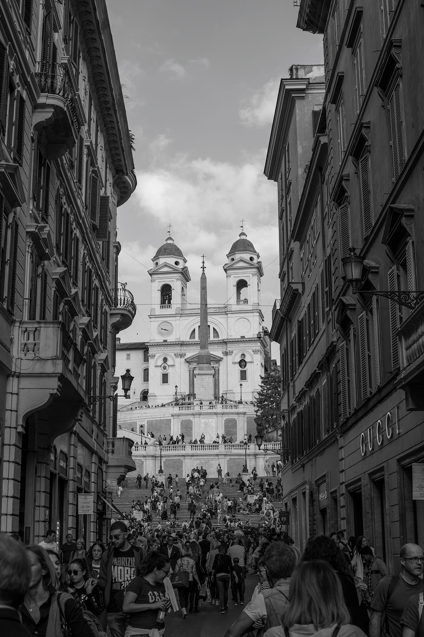 Rome’s Spanish Steps introduce a vegan travel guide to restaurants, hotels, and things to do in the city.